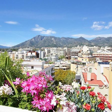 Apartamentos Las Terrazas Marbella Oda fotoğraf
